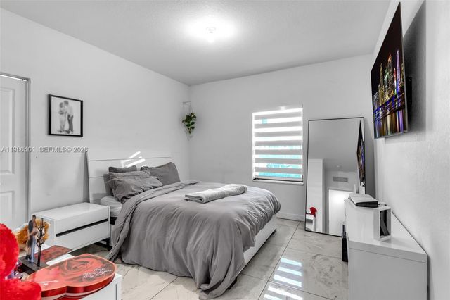 21380 SW 127 PL, Miami, FL 33177