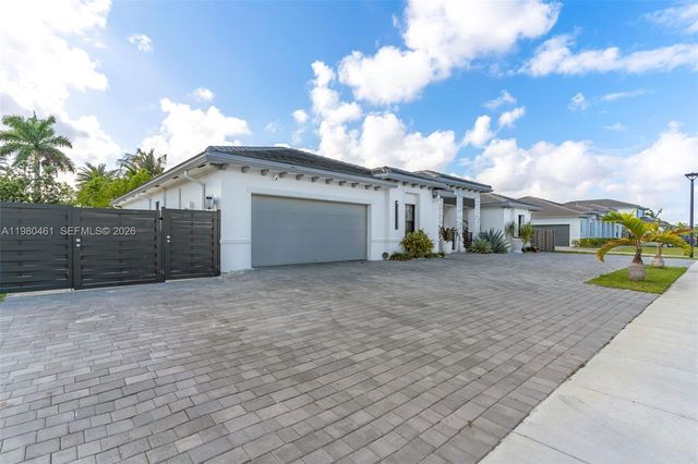 21380 SW 127 PL, Miami, FL 33177