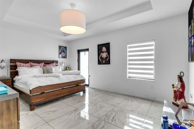 21380 SW 127 PL, Miami, FL 33177