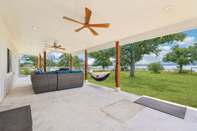 114 Agarita DR, Burnet, TX 78611