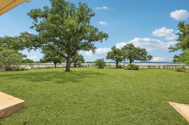 114 Agarita DR, Burnet, TX 78611