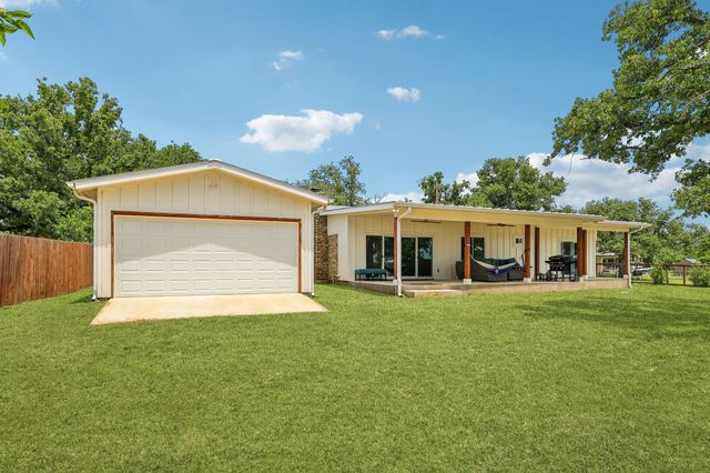 114 Agarita DR, Burnet, TX 78611