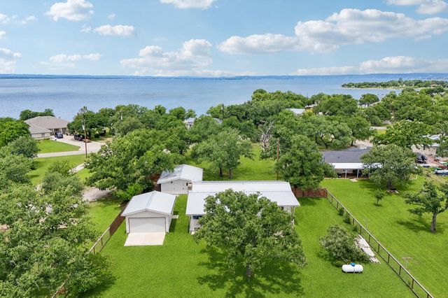 114 Agarita DR, Burnet, TX 78611