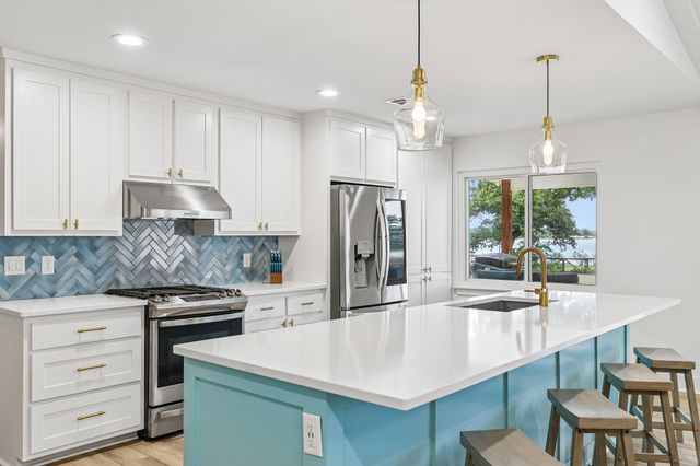 114 Agarita DR, Burnet, TX 78611