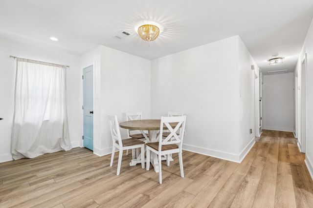 114 Agarita DR, Burnet, TX 78611