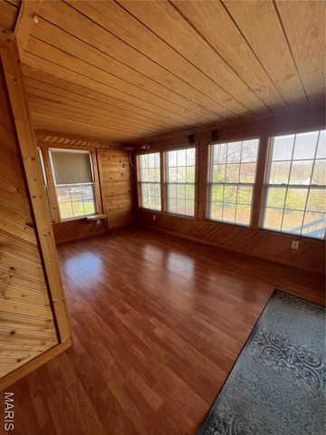 2935 Eli Avenue, Imperial, MO 63052