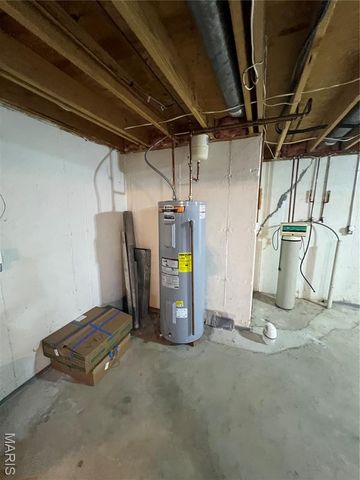 2935 Eli Avenue, Imperial, MO 63052