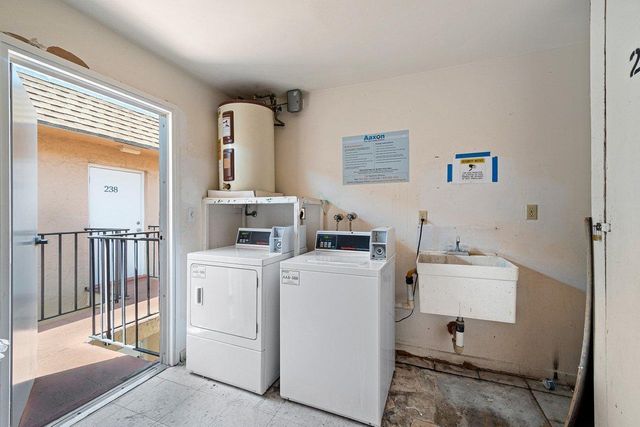 600 SW 2nd 2390 Avenue 2390, Boca Raton, FL 33432
