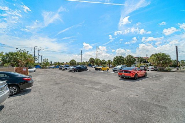 600 SW 2nd 2390 Avenue 2390, Boca Raton, FL 33432