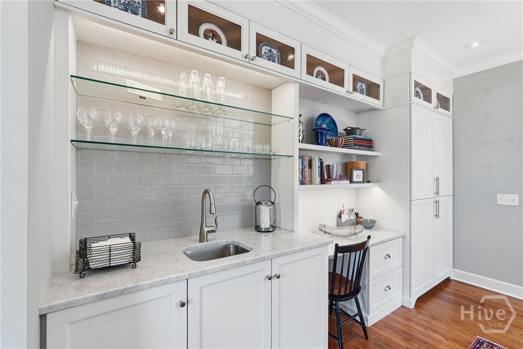 Image 16 of property listing at 3 Springpine Lane, Savannah, GA 31411