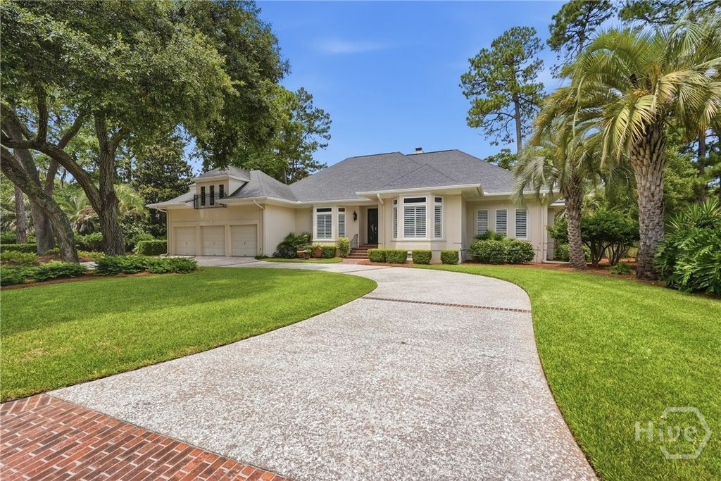 Image 2 of property listing at 3 Springpine Lane, Savannah, GA 31411