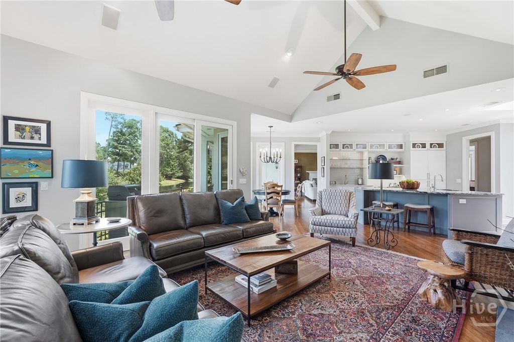 Image 21 of property listing at 3 Springpine Lane, Savannah, GA 31411