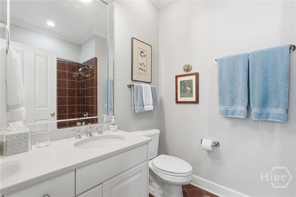 Image 35 of property listing at 3 Springpine Lane, Savannah, GA 31411