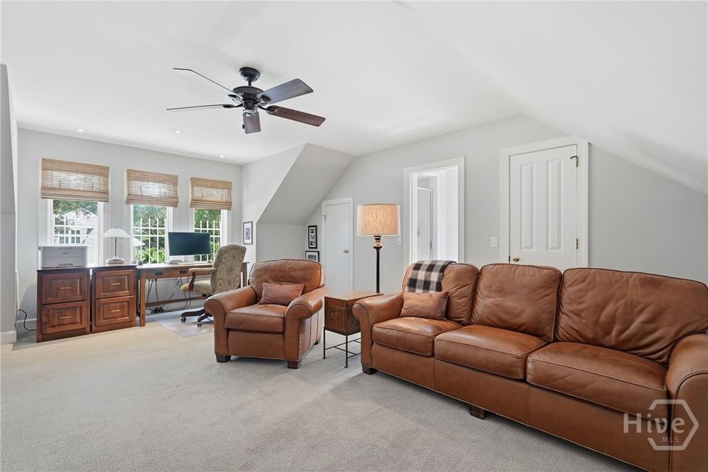 Image 38 of property listing at 3 Springpine Lane, Savannah, GA 31411