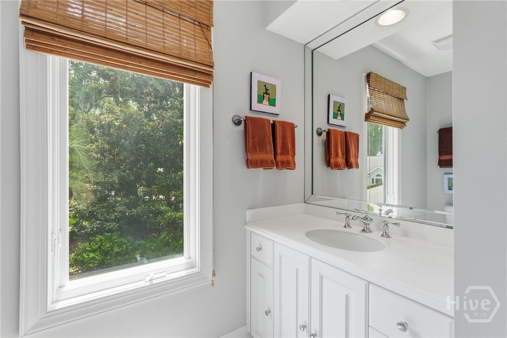 Image 41 of property listing at 3 Springpine Lane, Savannah, GA 31411