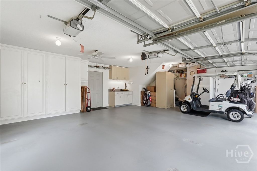 Image 45 of property listing at 3 Springpine Lane, Savannah, GA 31411
