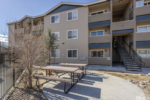 15 Gentry Way 12 units, Reno, NV 89502