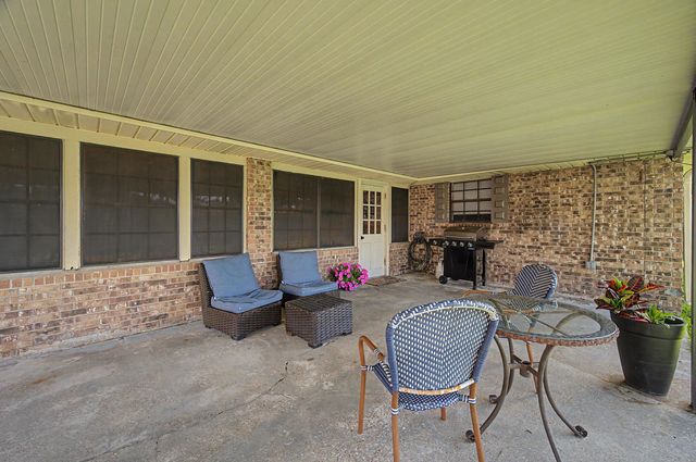 413 Nederland Drive, Houma, LA 70360