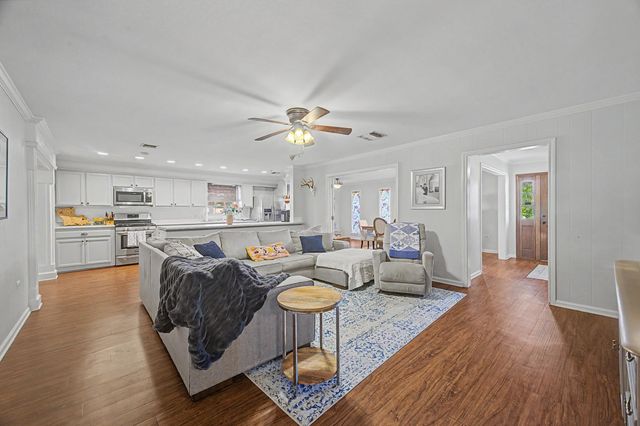 413 Nederland Drive, Houma, LA 70360