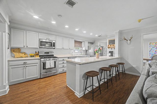 413 Nederland Drive, Houma, LA 70360