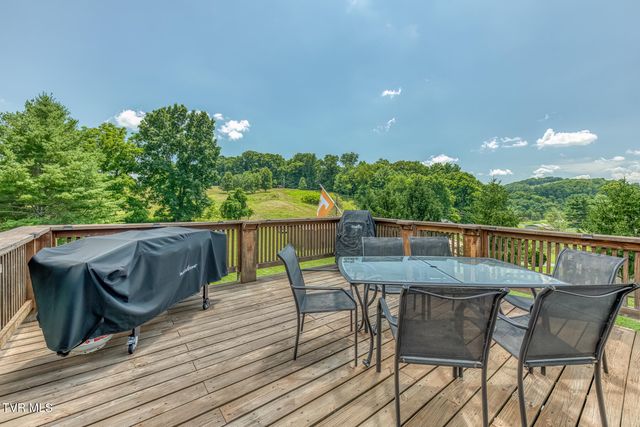 428 Hickory Hills Road, Church Hill, TN 37642