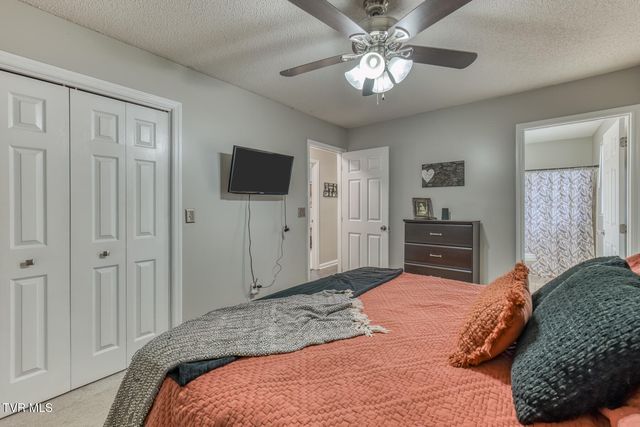 428 Hickory Hills Road, Church Hill, TN 37642