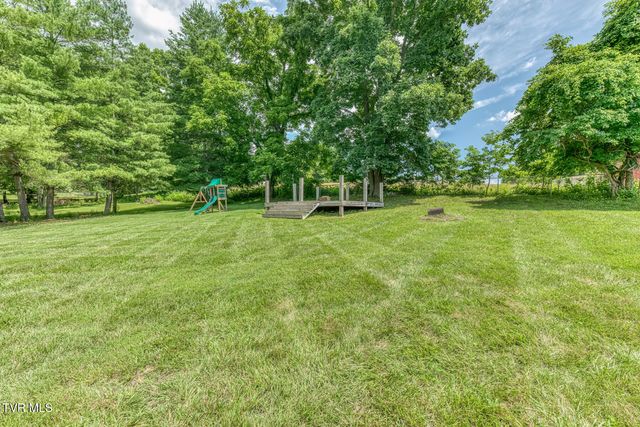 428 Hickory Hills Road, Church Hill, TN 37642