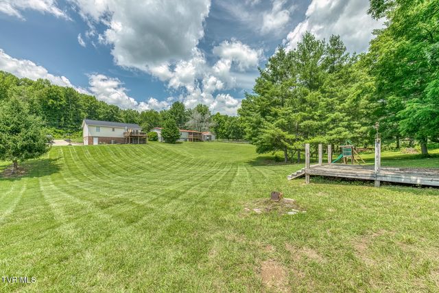 428 Hickory Hills Road, Church Hill, TN 37642