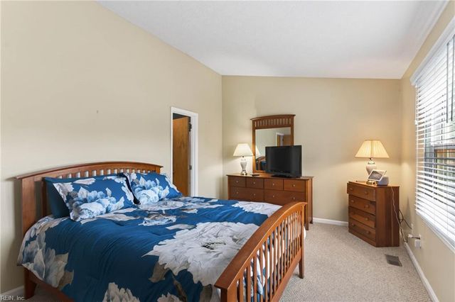4 Covenant CT, Hampton, VA 23666