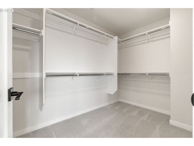 1622 Sw WESTWOOD Dr, Portland, OR 97239
