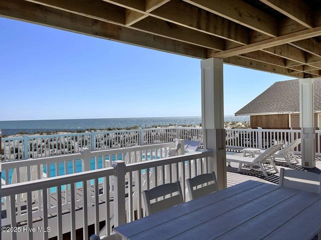 3527 E Beach Drive, Oak Island, NC 28465