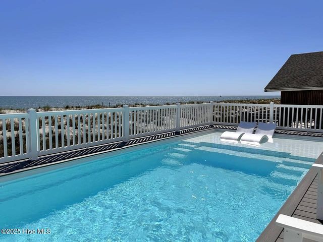 3527 E Beach Drive, Oak Island, NC 28465