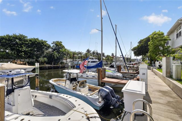 2561 NE 15th Street, Pompano Beach, FL 33062