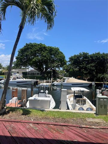 2561 NE 15th Street, Pompano Beach, FL 33062