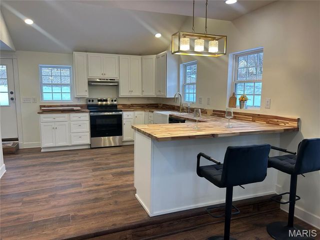 621 W Osage Street, Pacific, MO 63069