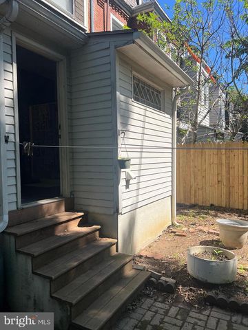 4818 WARRINGTON AVE, Philadelphia, PA 19143