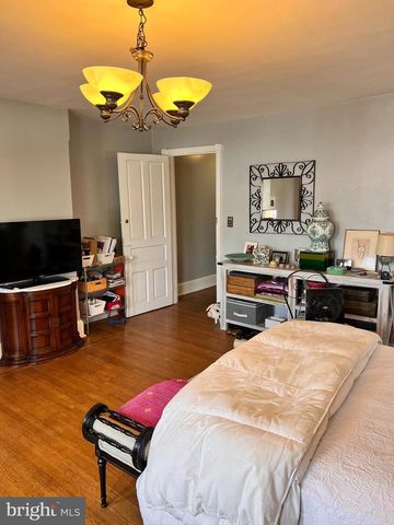4818 WARRINGTON AVE, Philadelphia, PA 19143