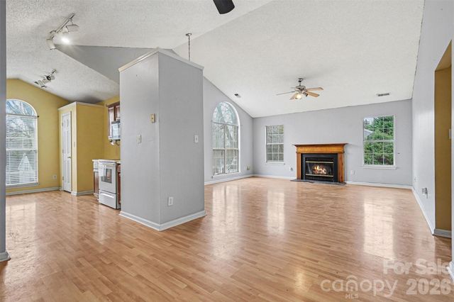 7821 Royce Hall Lane 42, Charlotte, NC 28216