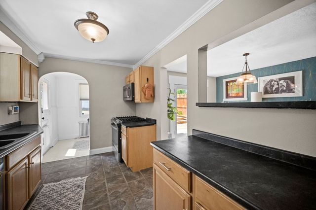 700 Rossmore AVENUE, Brookline, PA 15226