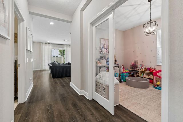 19948 STONE PINE CIRCLE, Lutz, FL 33558