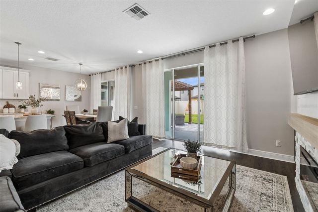 19948 STONE PINE CIRCLE, Lutz, FL 33558
