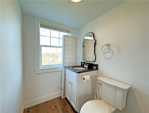 1622 12th St, Rockport, TX 78382