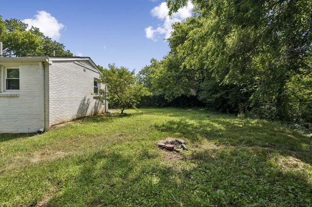 512 Roosevelt Ave, Madison, TN 37115