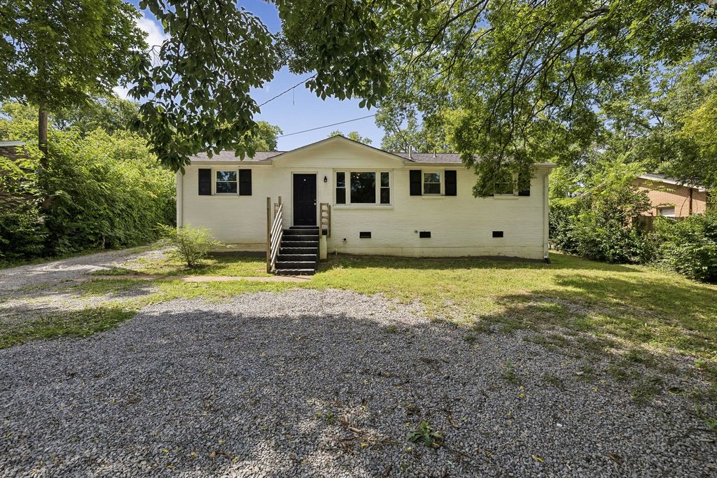 512 Roosevelt Ave, Madison, TN 37115