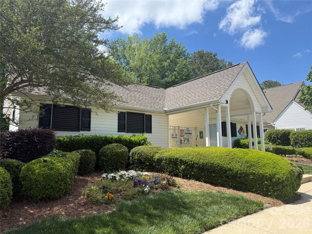 624 Gelderland Drive, Matthews, NC 28104