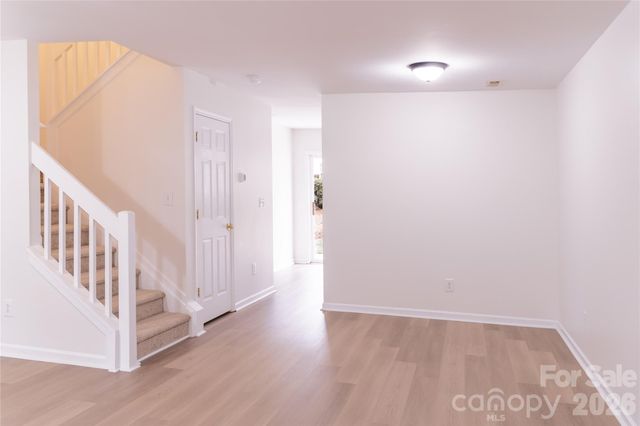 624 Gelderland Drive, Matthews, NC 28104