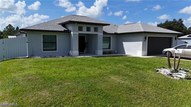 3217 31st ST W, Lehigh Acres, FL 33971