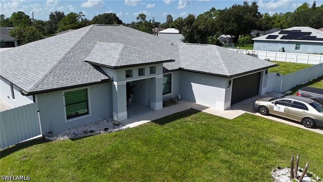3217 31st ST W, Lehigh Acres, FL 33971