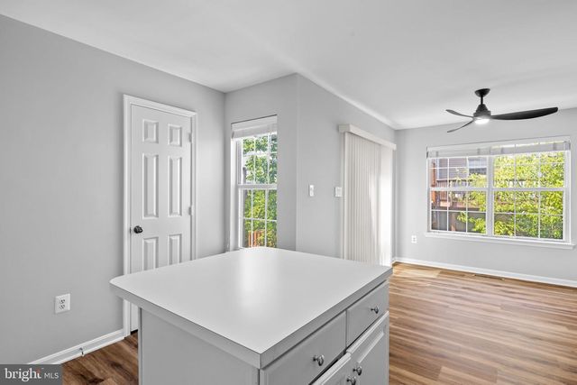 13126 PLOTNER FARM RD, Herndon, VA 20171