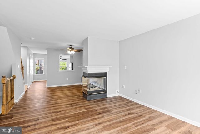 13126 PLOTNER FARM RD, Herndon, VA 20171